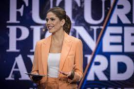 Fanny Fee Werther Gehalt: Was verdient die TV-Moderatorin? fanny fee werther gehalt